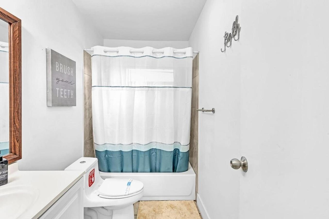 Modern 2Br Oasis Mins To Beach & Casino Db2 Дания-Бич Экстерьер фото