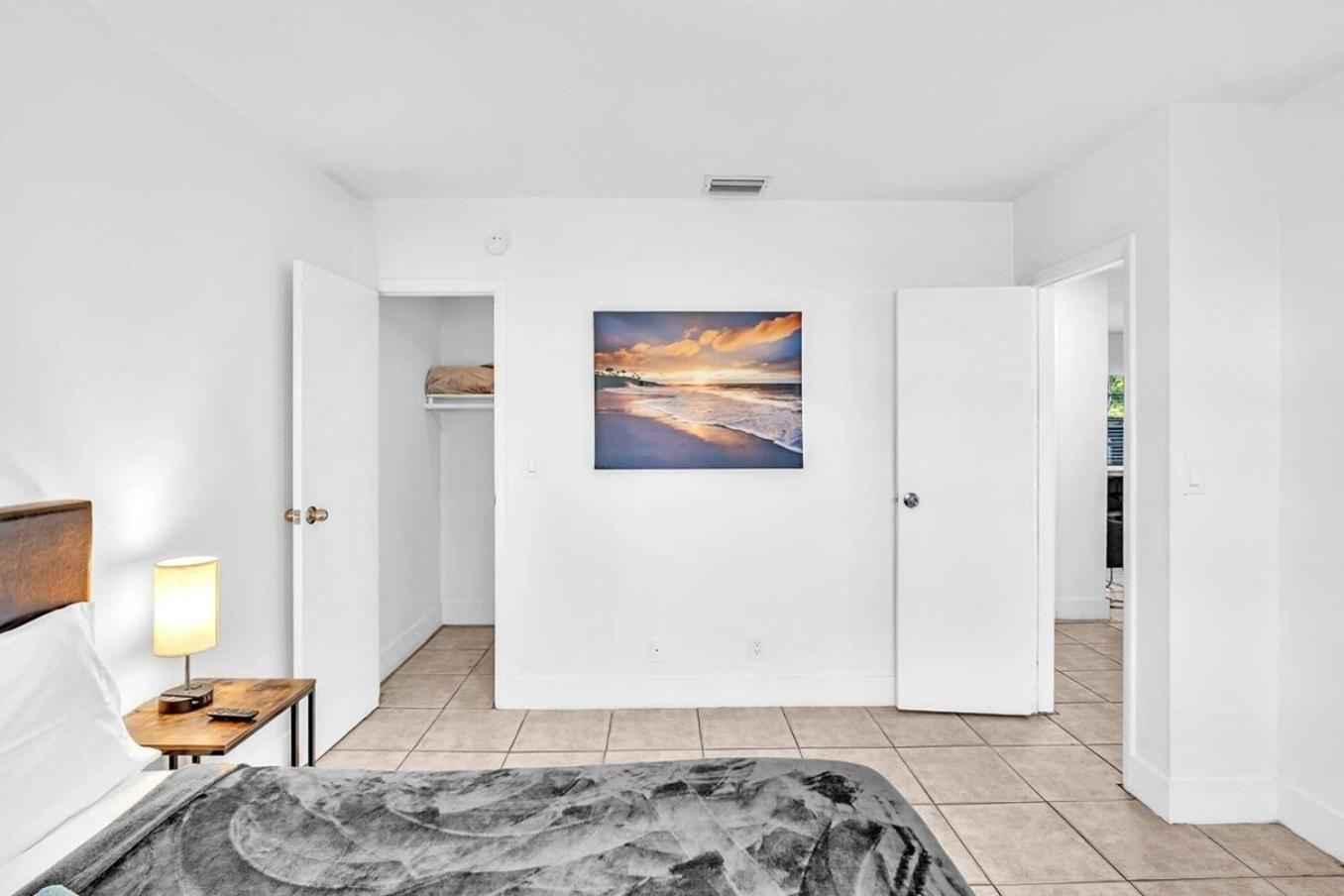Modern 2Br Oasis Mins To Beach & Casino Db2 Дания-Бич Экстерьер фото