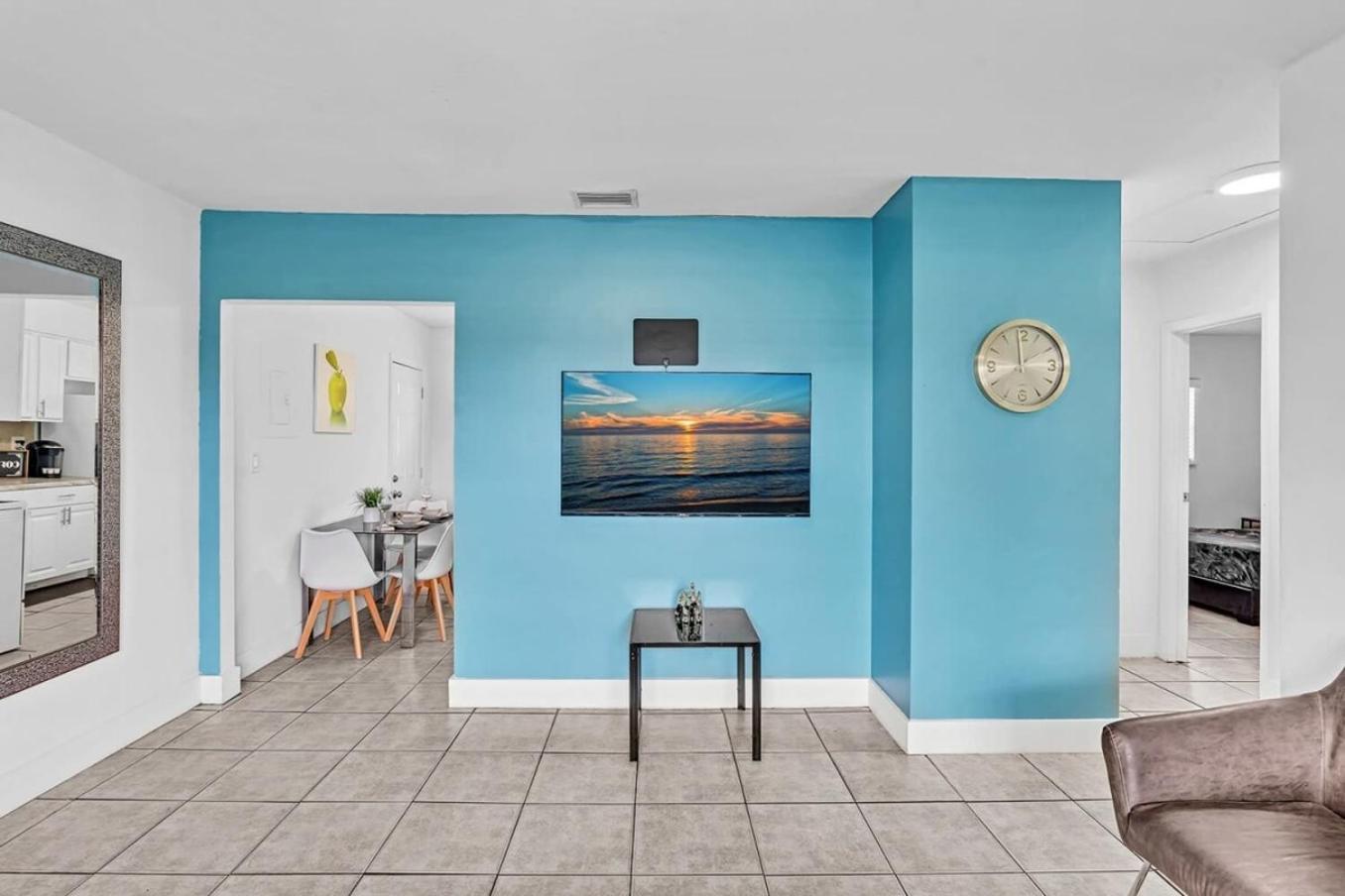 Modern 2Br Oasis Mins To Beach & Casino Db2 Дания-Бич Экстерьер фото